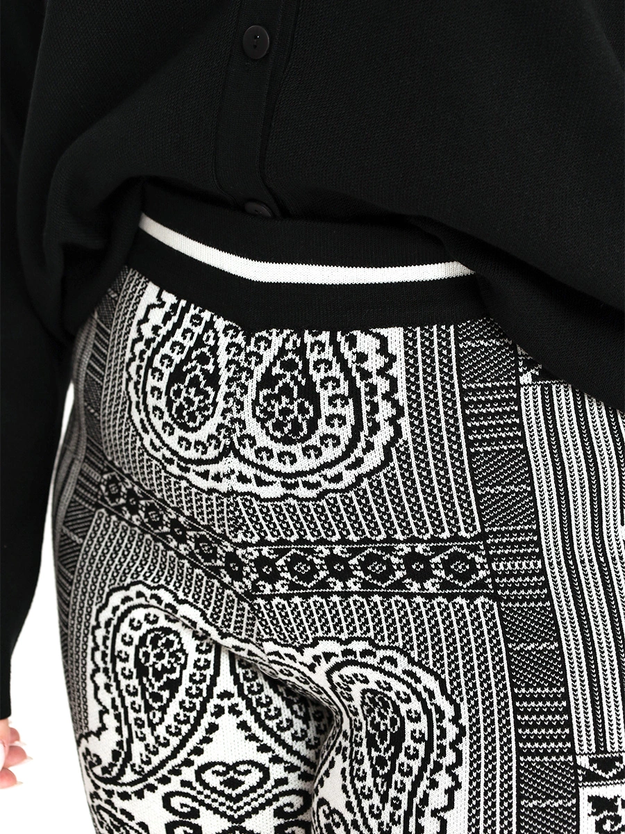 Трикотажные укороченные брюки с орнаментом